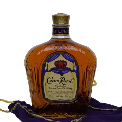 CROWN ROYAL WHISKEY 700ml